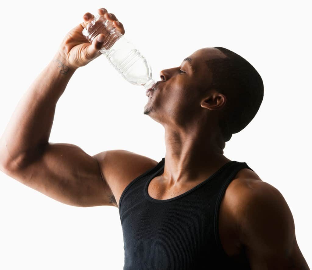 10 Leyes del Físico Culturismo: Mantente hidratado