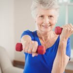 Recuperar masa muscular en adultos mayores: consejos efectivos.